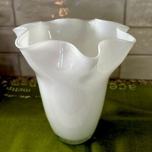 Vintage Blown Glass WHITE FLUTED RIM Vase Ruffle Wavy 8”H x 7” W x 8” D